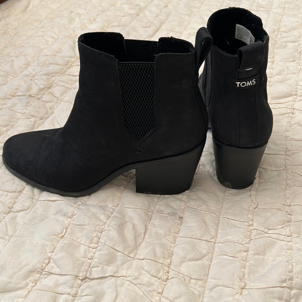 Toms High heeled Bootie Boot8.5